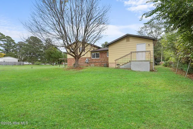 $309,000 | 406 Carole Drive, Jacksonville, NC 28540