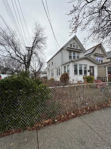 $568,000 | 147-03 111th Avenue | Jamaica