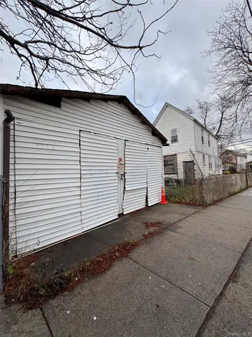 $568,000 | 147-03 111th Avenue | Jamaica