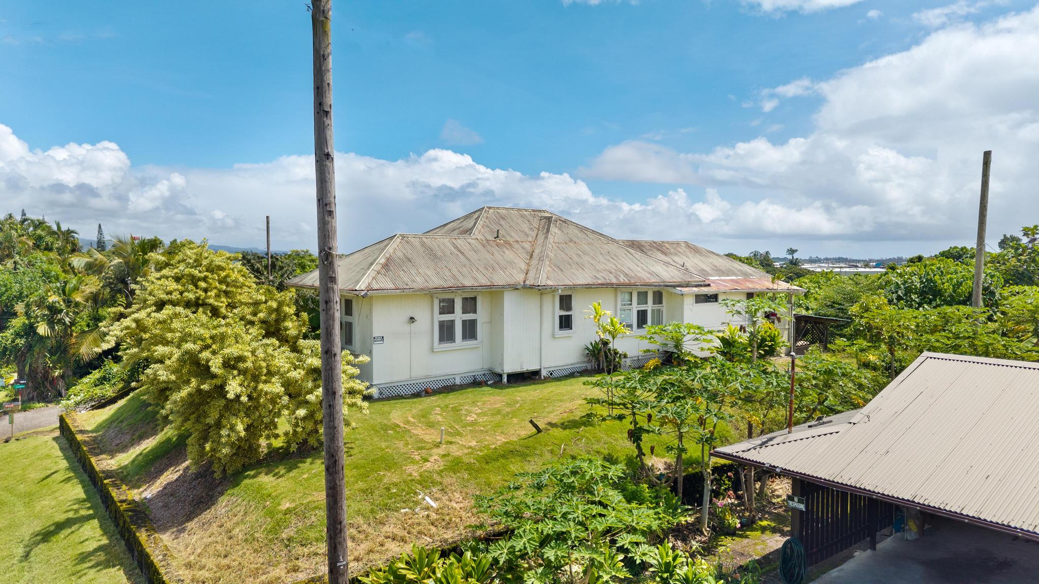 1735 Kinoole Street Hilo, HI 96720 - Photo 1 of 30