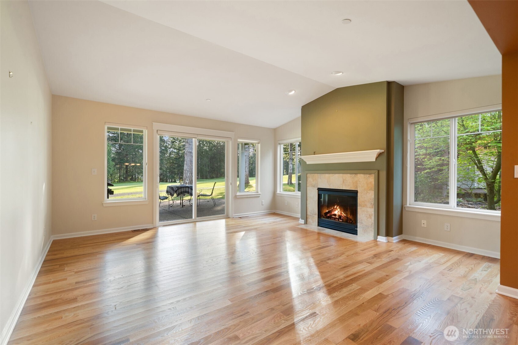 321 East Soderberg Road, Unit D12 Allyn, WA 98524 - Photo 5 of 37 Gallery Image 5