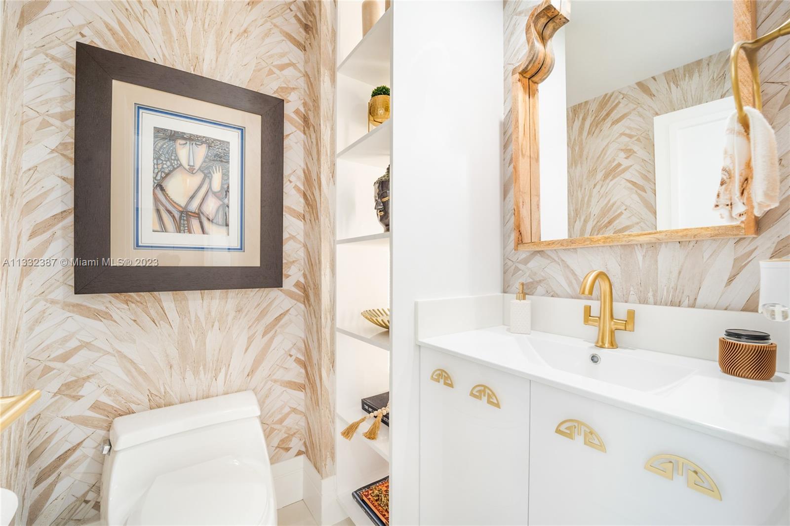 888 Brickell Key Drive, Unit 802 Miami, FL 33131 - Photo 7 of 42