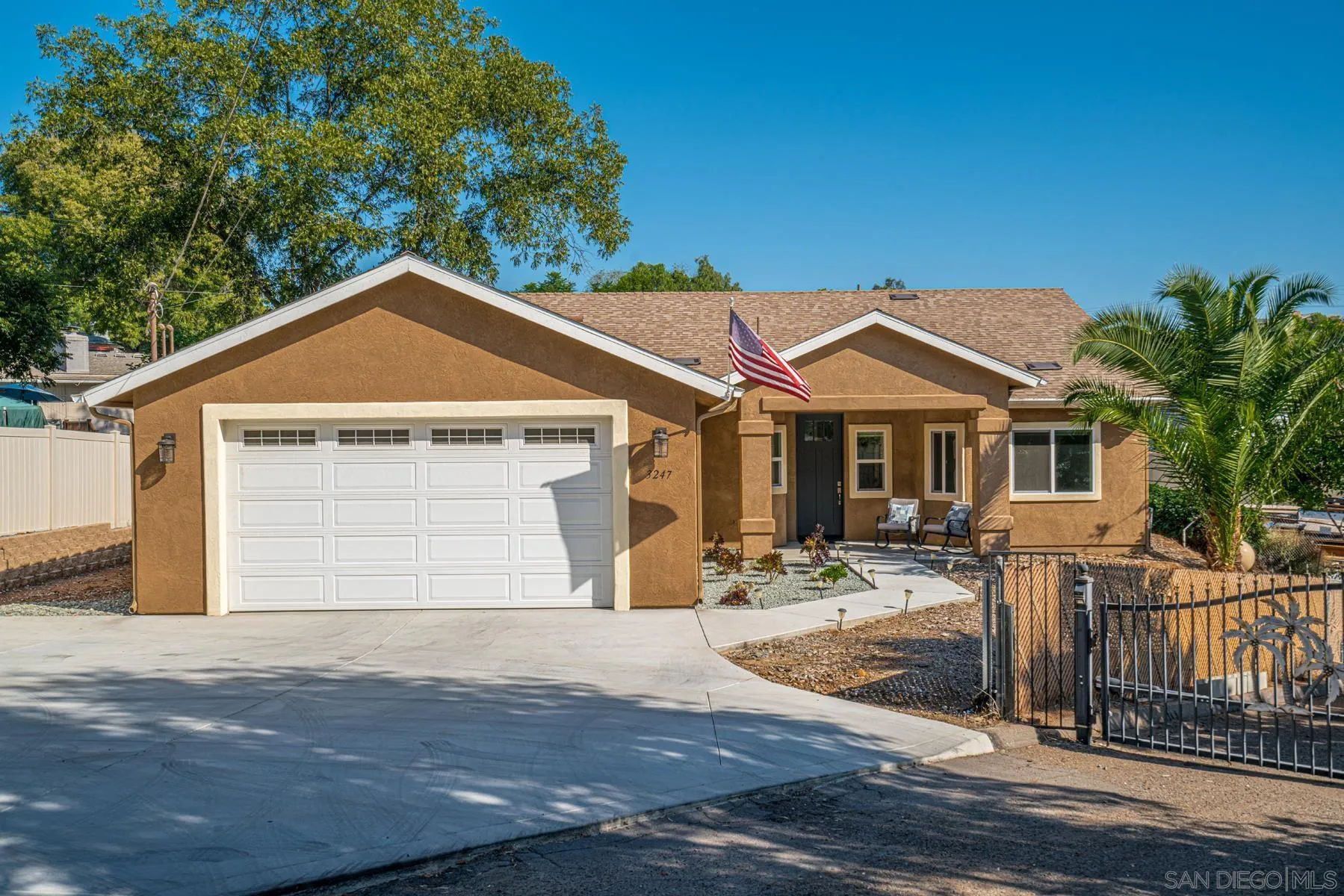 3247 Calavo Drive Spring Valley, CA 91978 - Photo 3 of 41 Gallery Image 3