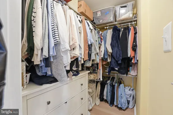 $709,000 | 6601 Lavinus Lane, Alexandria, VA 22315