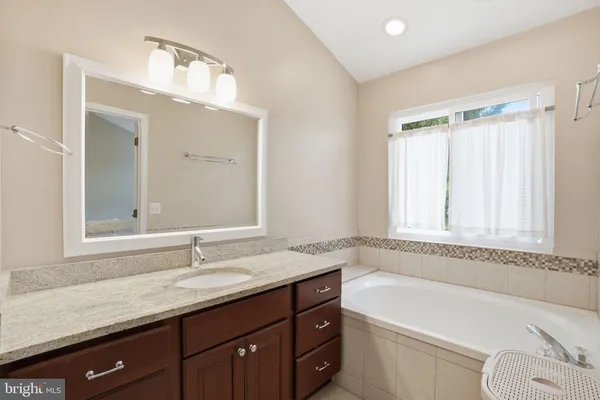 $709,000 | 6601 Lavinus Lane, Alexandria, VA 22315