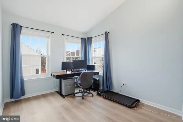 $709,000 | 6601 Lavinus Lane, Alexandria, VA 22315