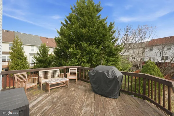 $709,000 | 6601 Lavinus Lane, Alexandria, VA 22315