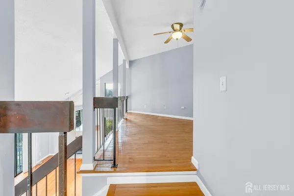 $592,000 | 384 Westgate Drive, Edison, NJ 08820