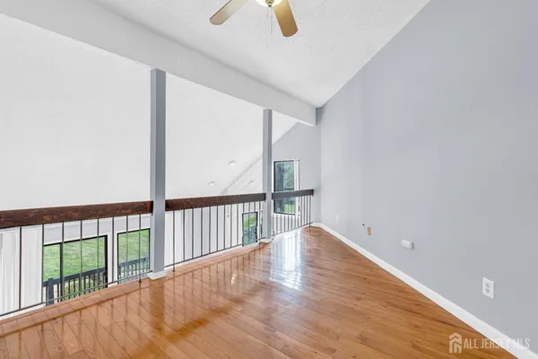$592,000 | 384 Westgate Drive, Edison, NJ 08820