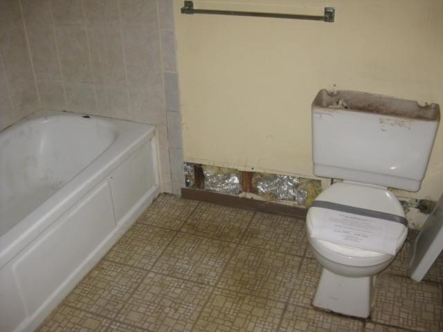 252 Gladys Road Columbus, OH 43228 - Photo 5 of 6
