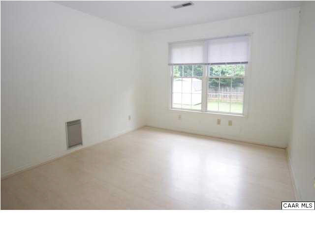 381 Minor Ridge Road Charlottesville, VA 22901 - Photo 7 of 13 a open living room with a window