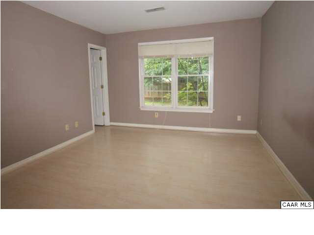 381 Minor Ridge Road Charlottesville, VA 22901 - Photo 8 of 13 a open area with window