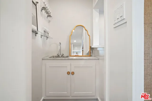 $10,500 | 1531 Marmont Avenue, Los Angeles, CA 90069