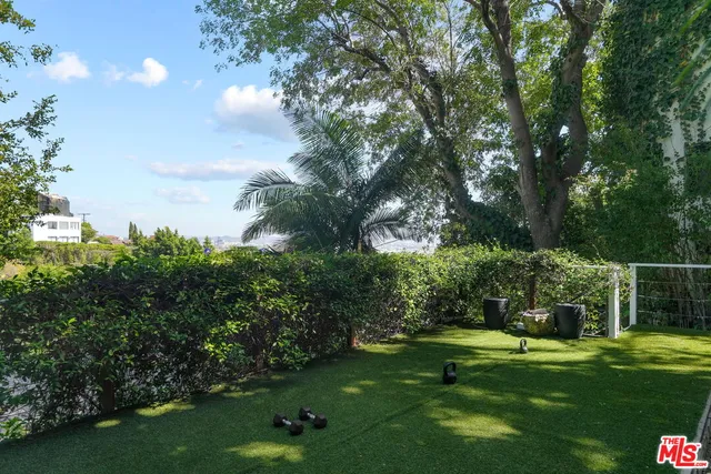 $10,500 | 1531 Marmont Avenue, Los Angeles, CA 90069