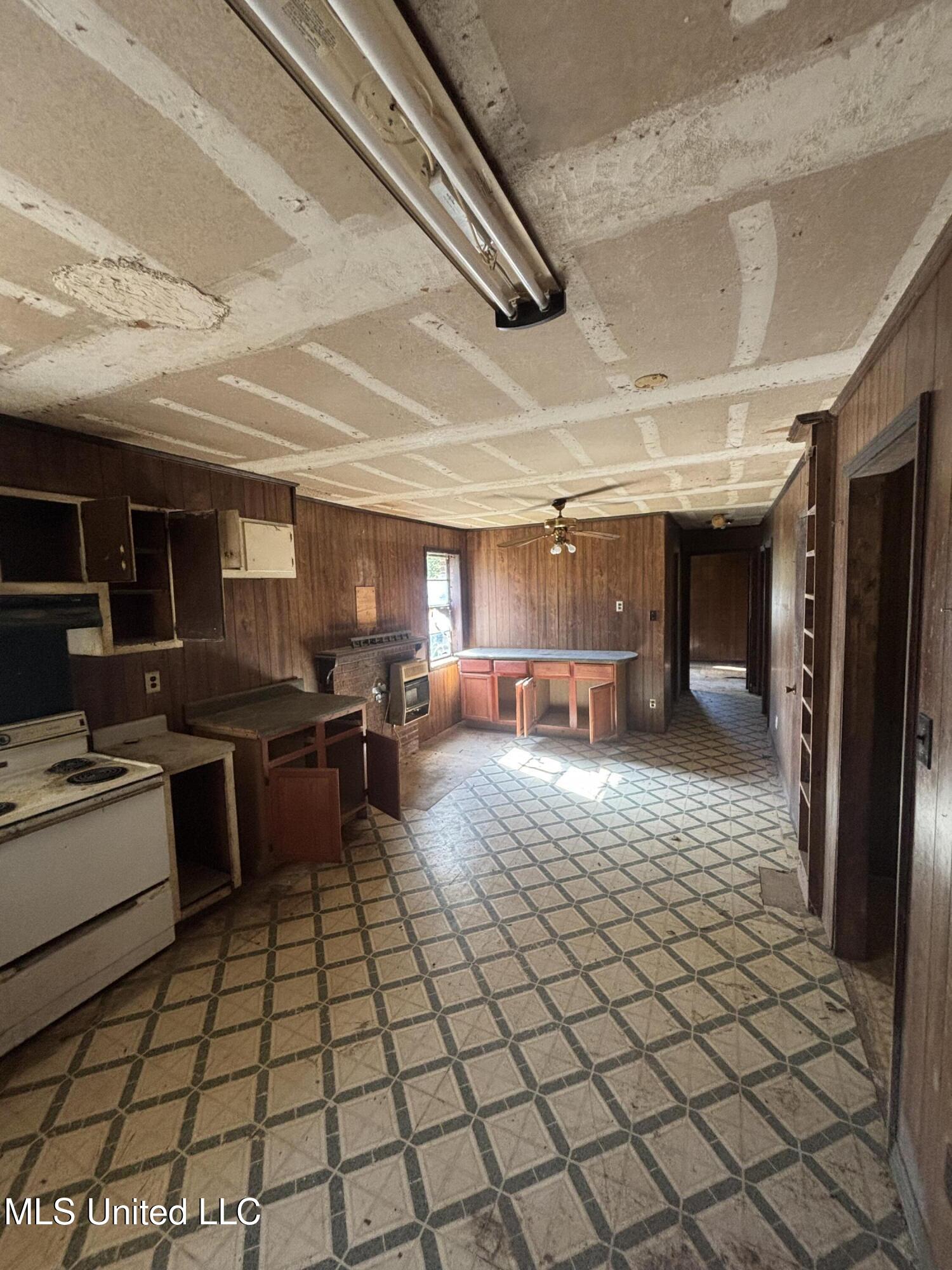 2488 O B McClinton Road Senatobia, MS 38668 - Photo 18 of 30 Photo Nov 05 2025, 1 10 11 PM