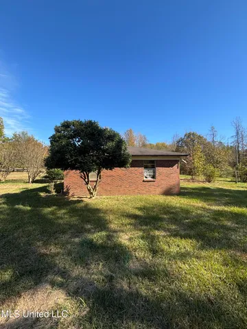 $100,000 | 2488 O B McClinton Road, Senatobia, MS 38668