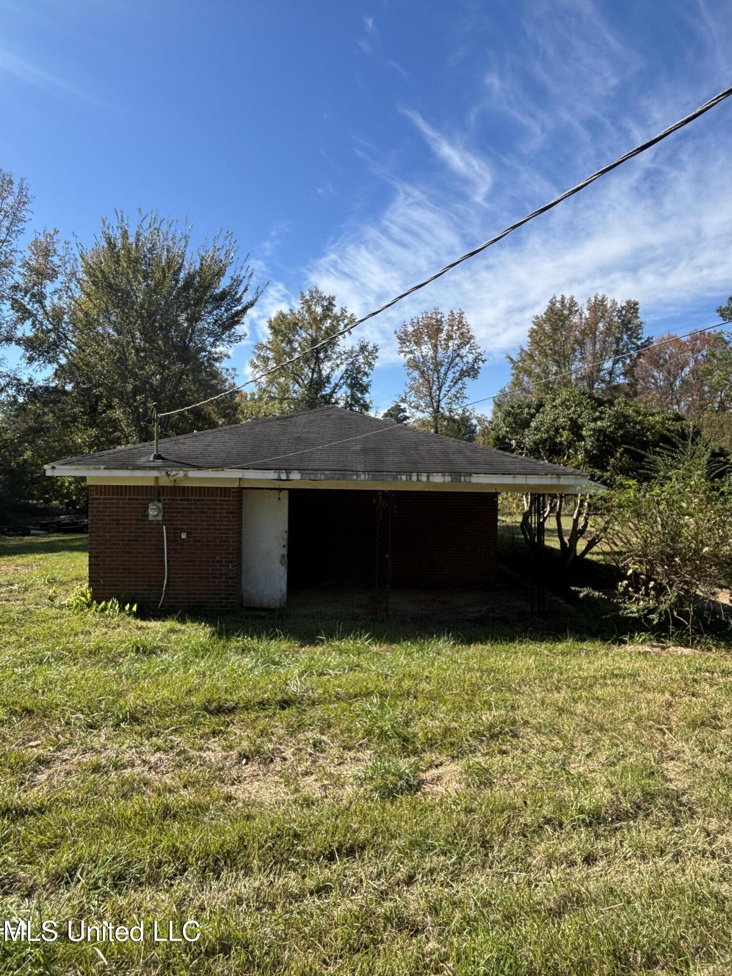 2488 O B McClinton Road Senatobia, MS 38668 - Photo 8 of 30 Photo Nov 05 2025, 1 07 34 PM