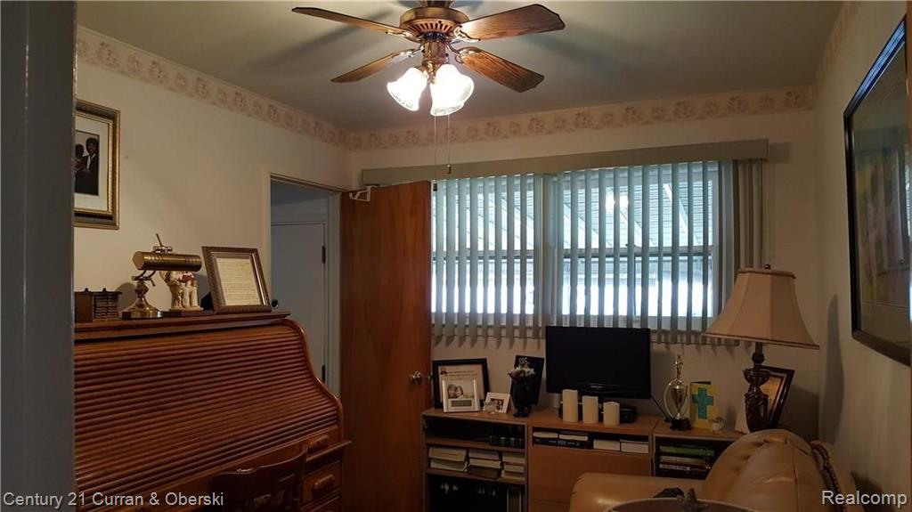 20271 Burt Road Detroit, MI 48219 - Photo 20 of 41