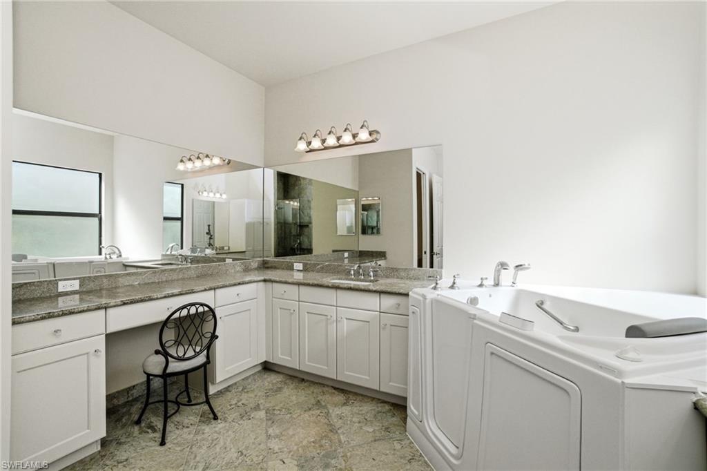 3098 Hudson Terrace Naples, FL 34119 - Photo 10 of 25