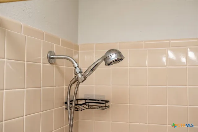 $265,000 | 716 Brookhollow Drive, Port Lavaca, TX 77979