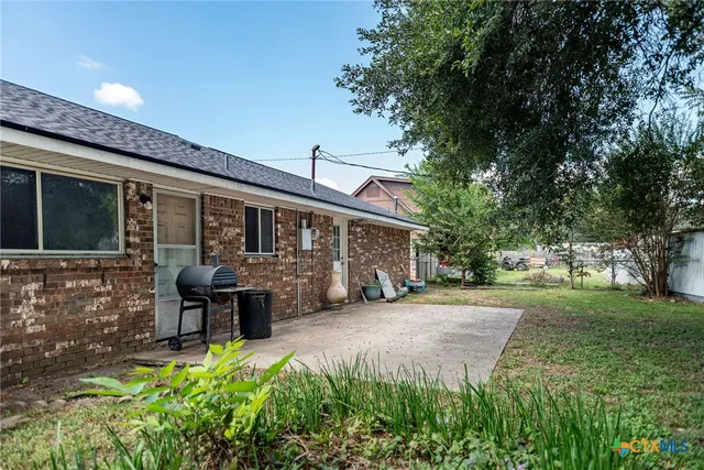 $265,000 | 716 Brookhollow Drive, Port Lavaca, TX 77979