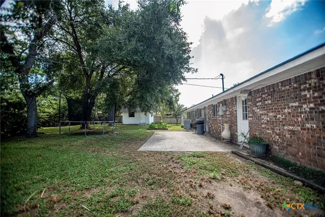 $265,000 | 716 Brookhollow Drive, Port Lavaca, TX 77979