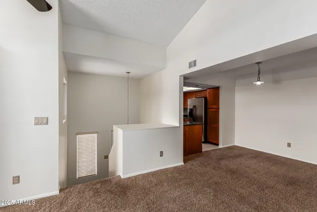 $299,000 | 700 East Mesquite Circle, Unit O210, Tempe, AZ 85288