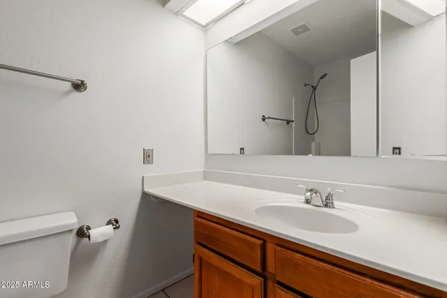 $299,000 | 700 East Mesquite Circle, Unit O210, Tempe, AZ 85288