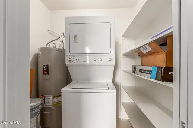 $299,000 | 700 East Mesquite Circle, Unit O210, Tempe, AZ 85288