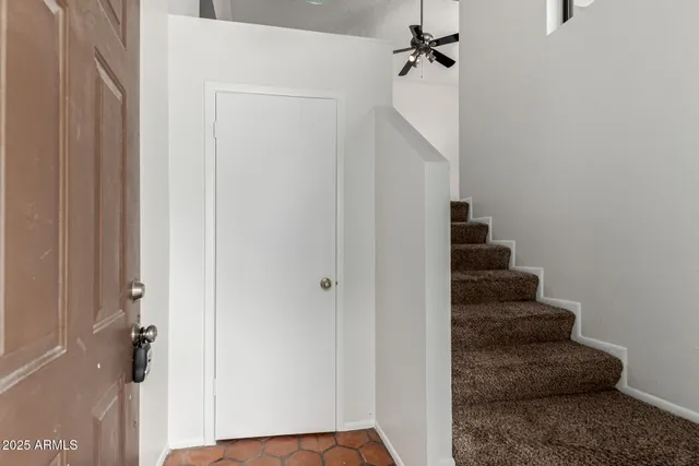 $299,000 | 700 East Mesquite Circle, Unit O210, Tempe, AZ 85288