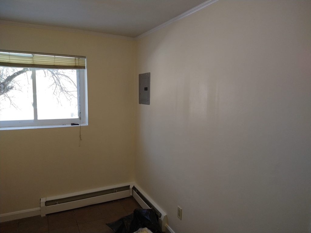40 Bryon Road, Unit 3 Boston, MA 02467 - Photo 7 of 11
