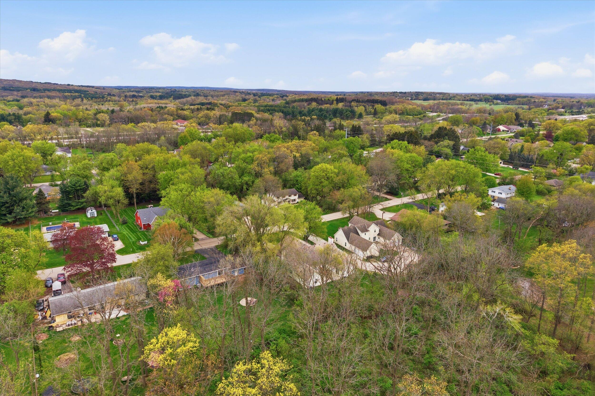 1015 West Devonshire Road Delafield, WI 53018 - Photo 48 of 57 48-Middle Coast-48