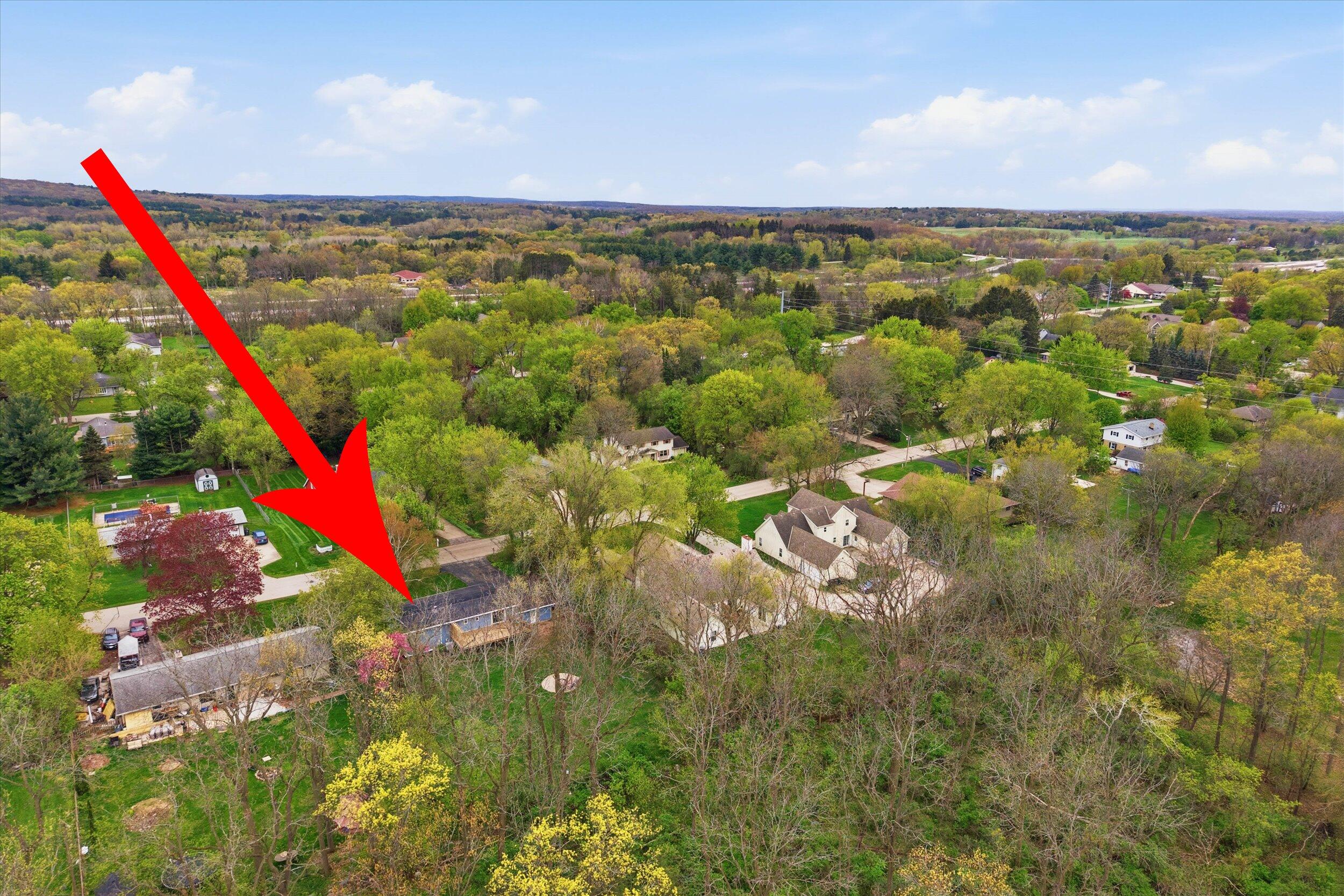 1015 West Devonshire Road Delafield, WI 53018 - Photo 49 of 57 49-Middle Coast-49
