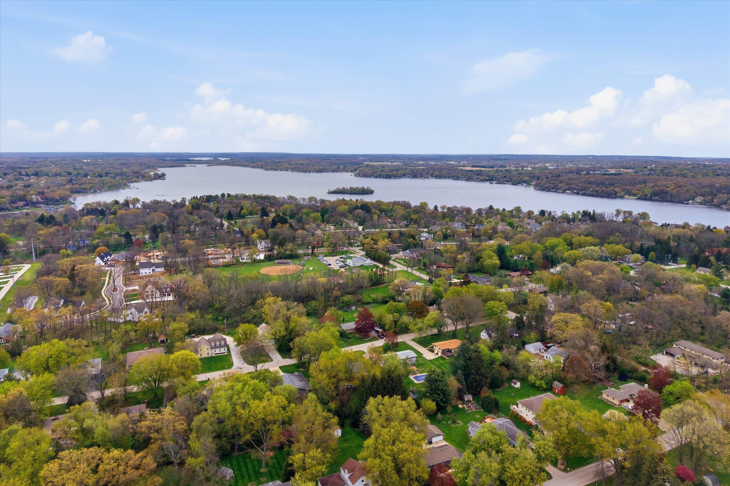 1015 West Devonshire Road Delafield, WI 53018 - Photo 54 of 57 54-Middle Coast-54