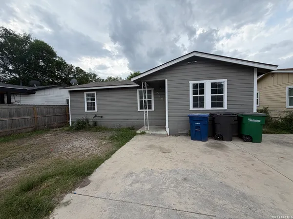 $1,400 | 1515 Escalon Avenue, San Antonio, TX 78221