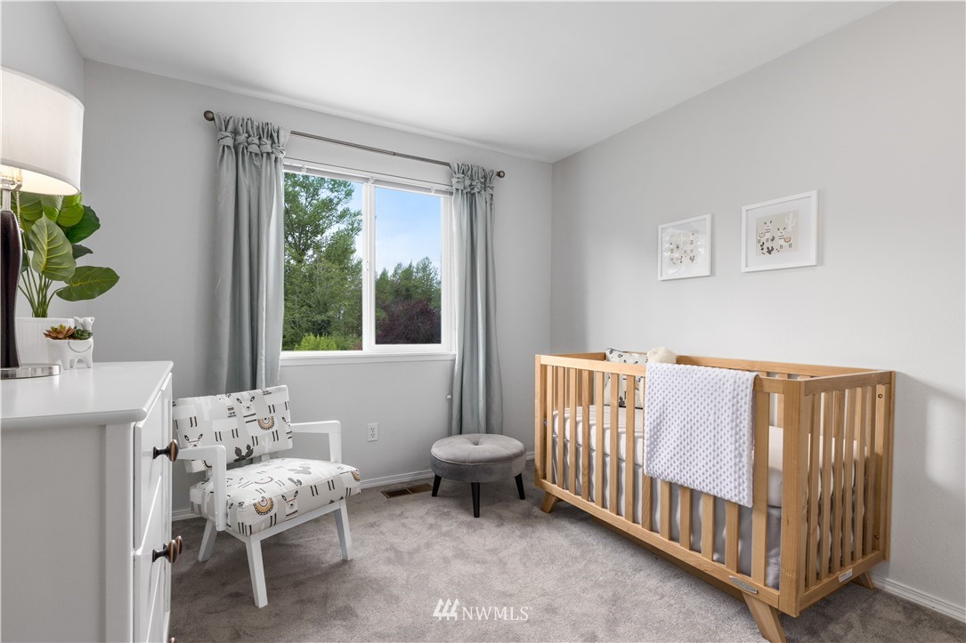 959 Field Avenue Northeast Renton, WA 98059 - Photo 17 of 32