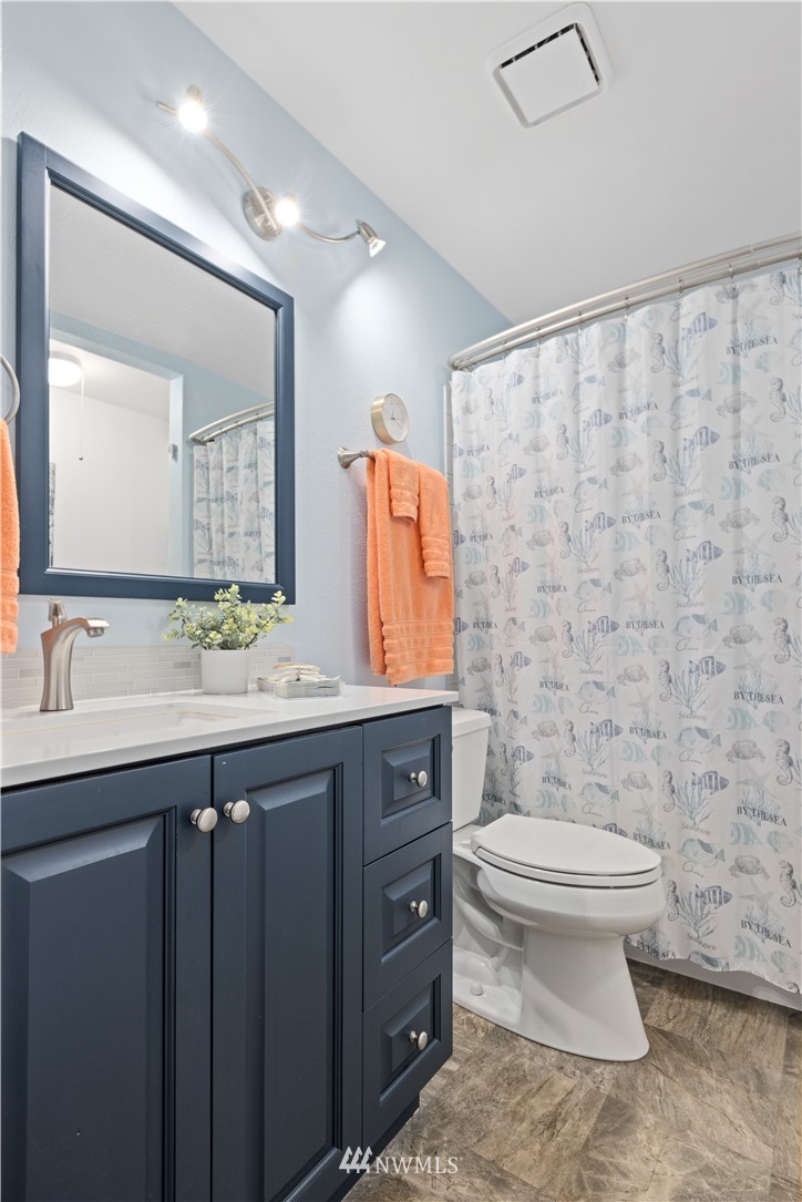 959 Field Avenue Northeast Renton, WA 98059 - Photo 20 of 32