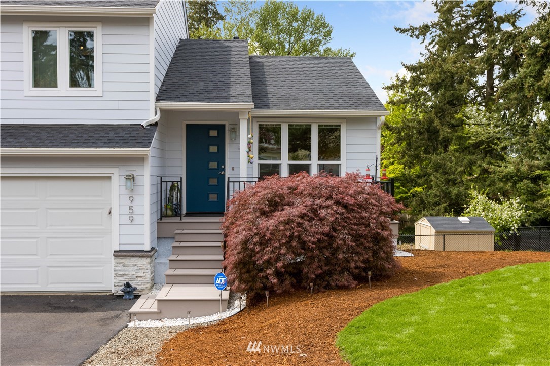 959 Field Avenue Northeast Renton, WA 98059 - Photo 30 of 32