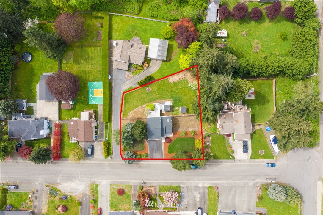 959 Field Avenue Northeast Renton, WA 98059 - Photo 31 of 32