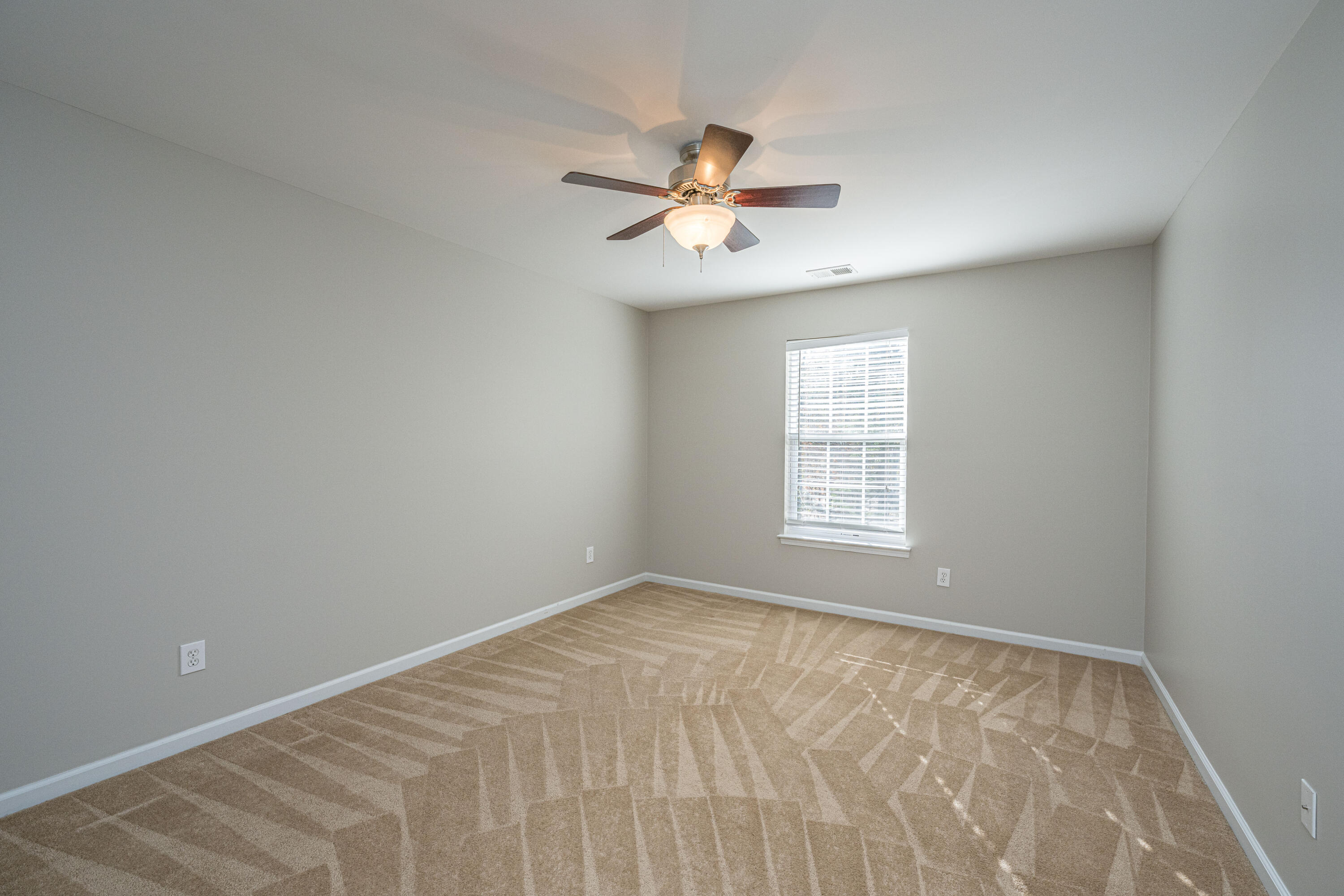 9464 Falling Embers Lane Ladson, SC 29456 - Photo 26 of 37 9464FallingEmbersLn043