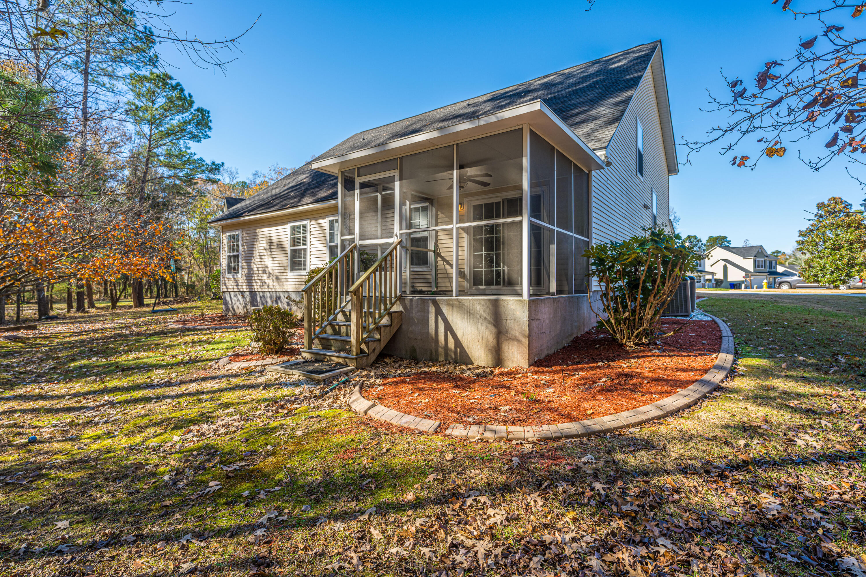 9464 Falling Embers Lane Ladson, SC 29456 - Photo 29 of 37 9464FallingEmbersLn051