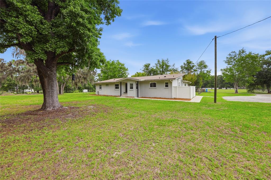 7416 Southwest 75th Street Gainesville, FL 32608 - Photo 8 of 68