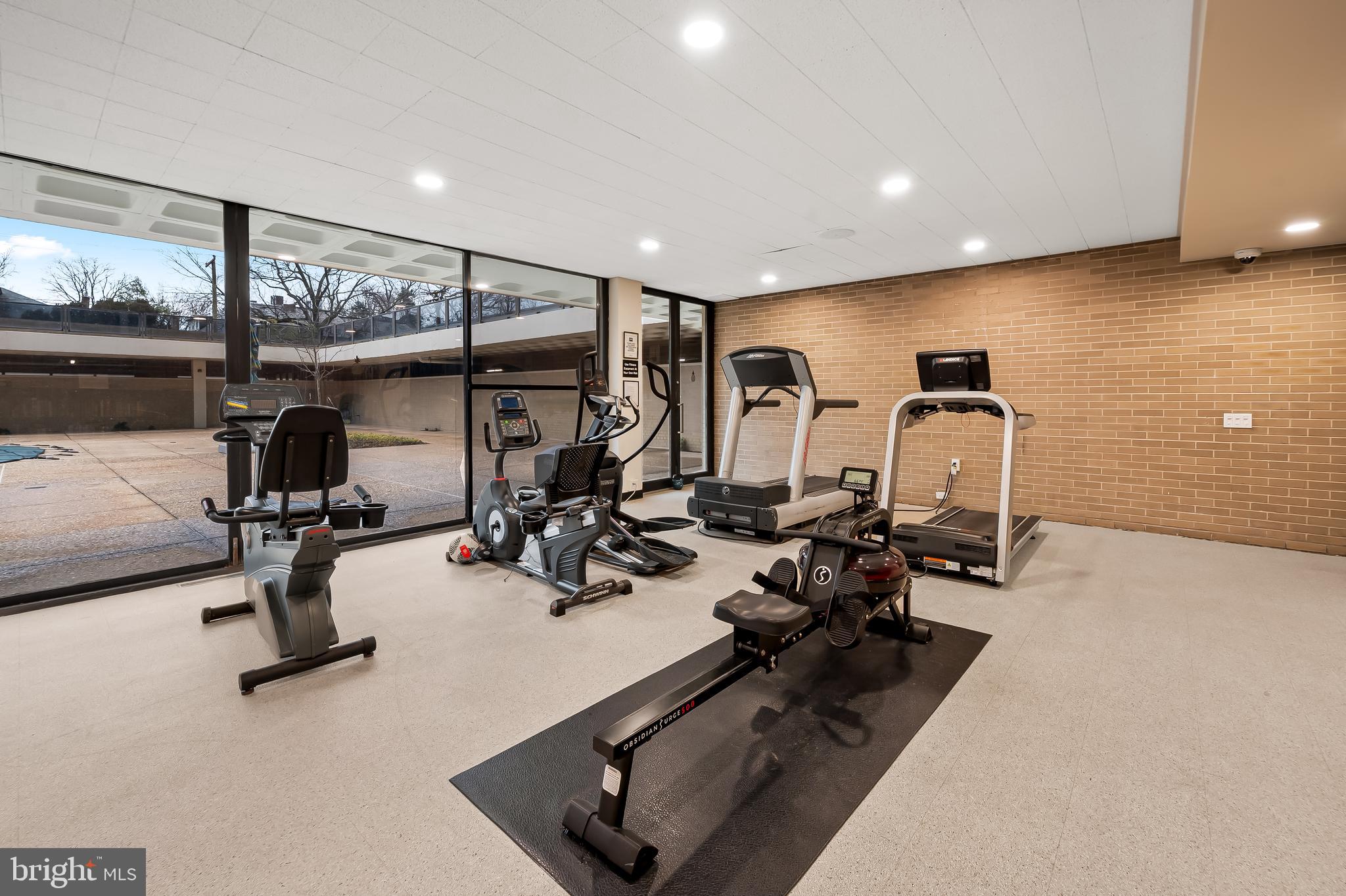 4000 North Charles Street, Unit 1605 Baltimore, MD 21218 - Photo 37 of 45 a view of a room with gym equipment