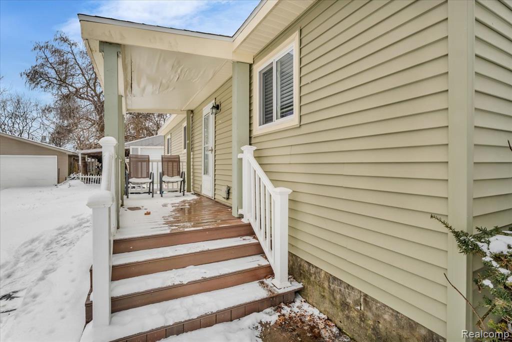 5151 Brobeck Street Flint, MI 48532 - Photo 3 of 22