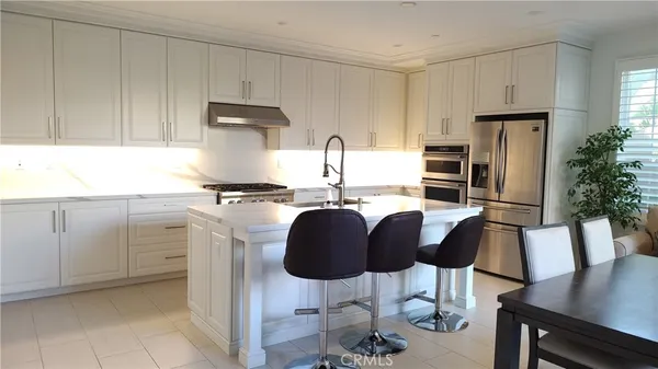 $6,000 | 188 Villa, Irvine, CA 92602