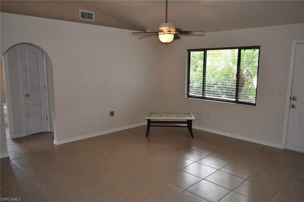 8221 Sandpiper Road Fort Myers, FL 33967 - Photo 4 of 20 Gallery Image 4