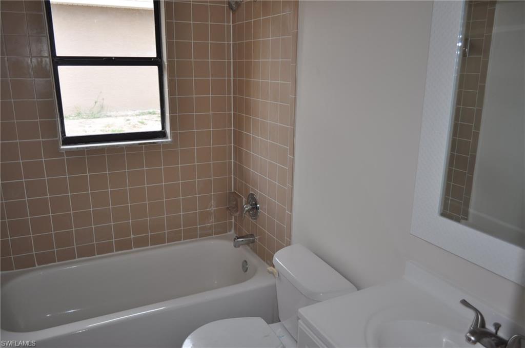 8221 Sandpiper Road Fort Myers, FL 33967 - Photo 7 of 20 Gallery Image 7