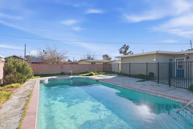 $375,000 | 44728 21st Street West, Lancaster, CA 93536