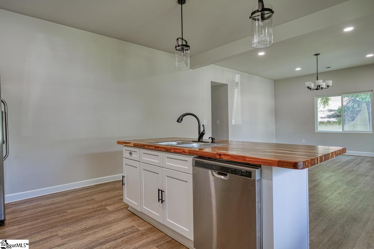 14 Walnut Street Startex, SC 29377 - Photo 7 of 28