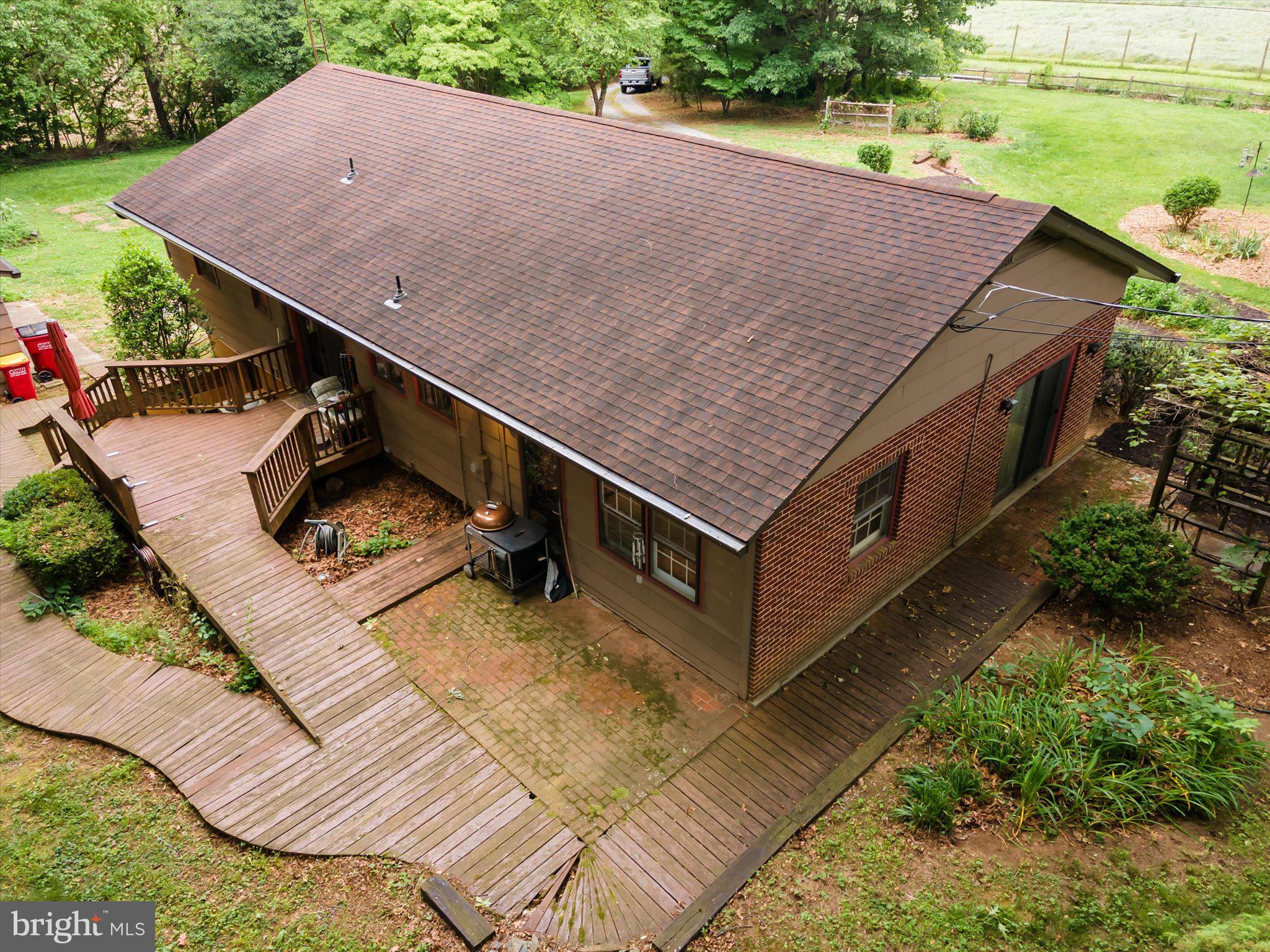 561 Co Rte 12/1 Shepherdstown, WV 25443 - Photo 35 of 45